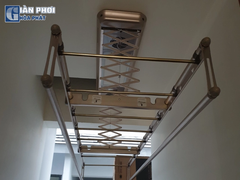 Dùng dịch vụ thay cáp giàn phơi điện tử để tránh mất bảo hành Dùng dịch vụ thay cáp giàn phơi điện tử để tránh mất bảo hành