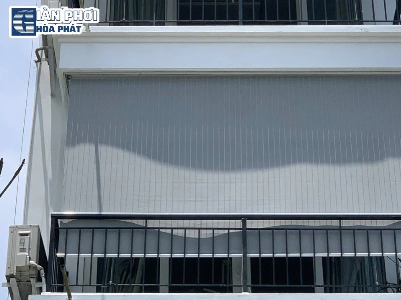rèm che nắng ban công chung cư