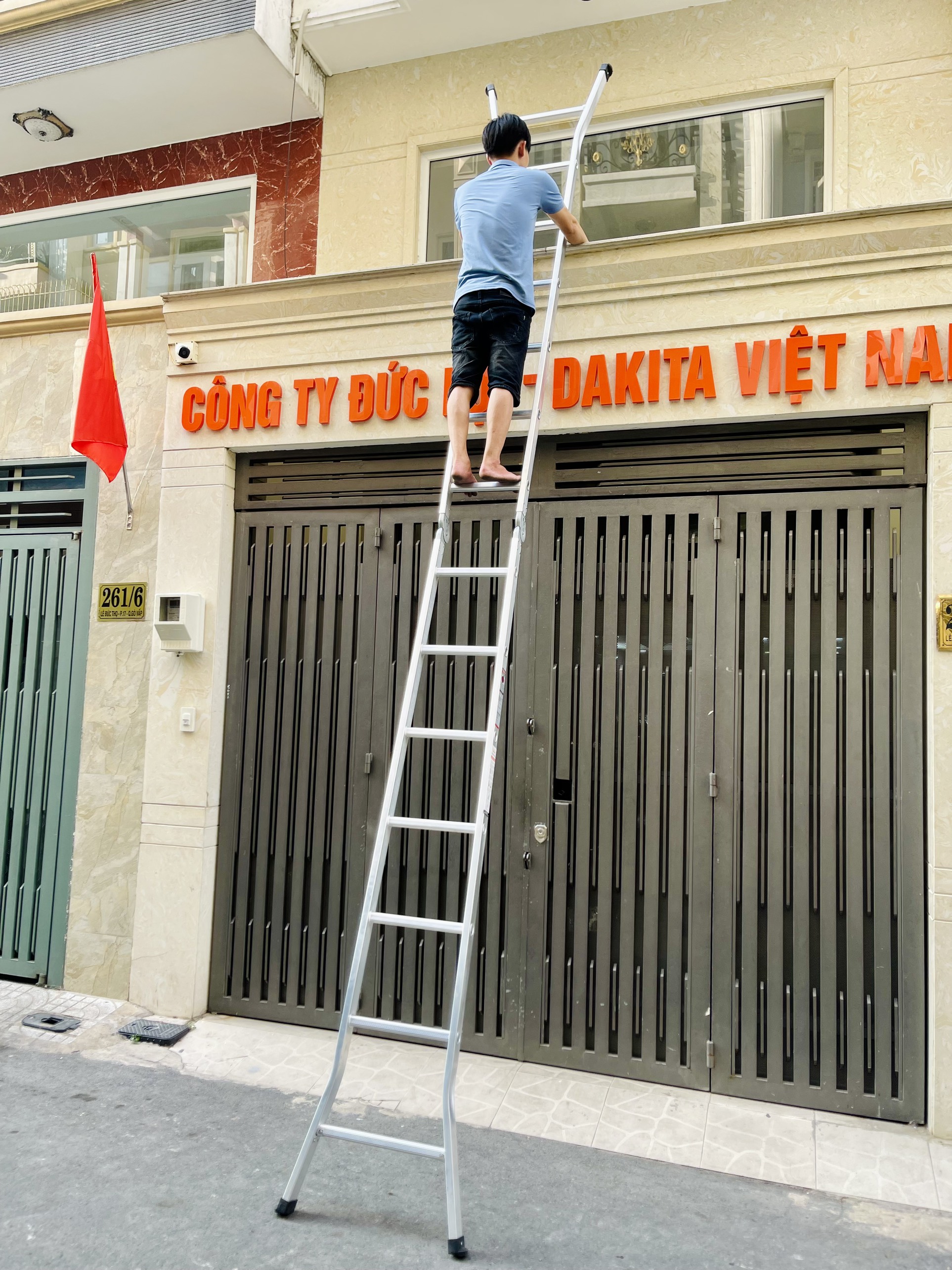 Thang Nhôm Chữ A Khóa Tự Động DAKITA DKT-25K