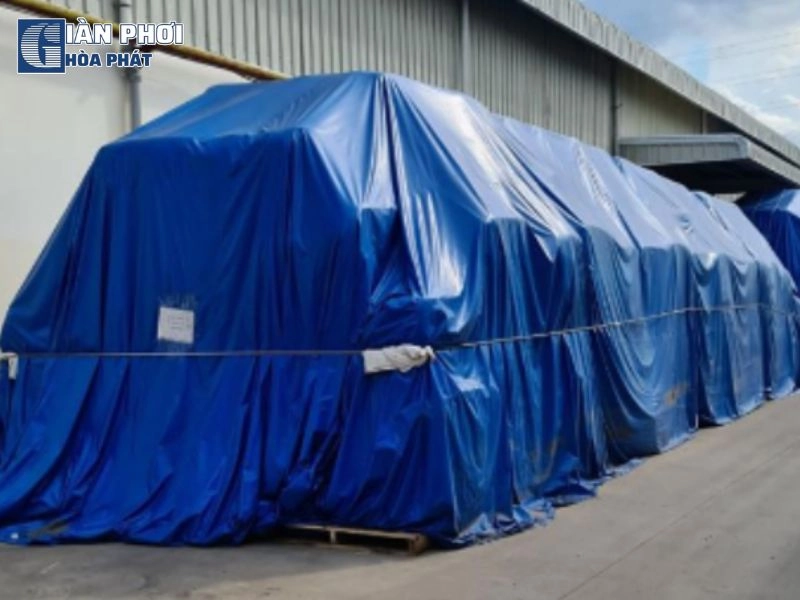 Bạt che xe và hàng hóa Bạt che xe và hàng hóa