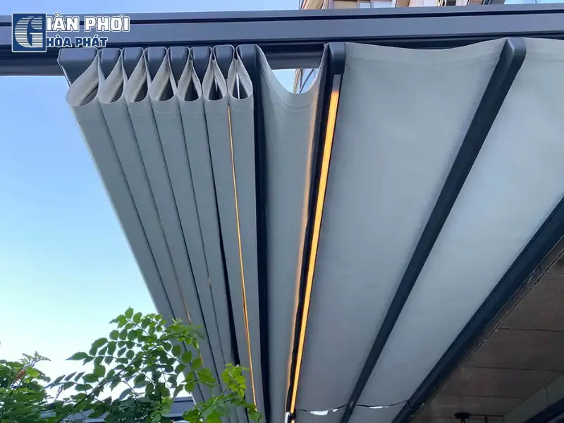 Lợi ích khi lắp đặt mái bạt xếp tự động