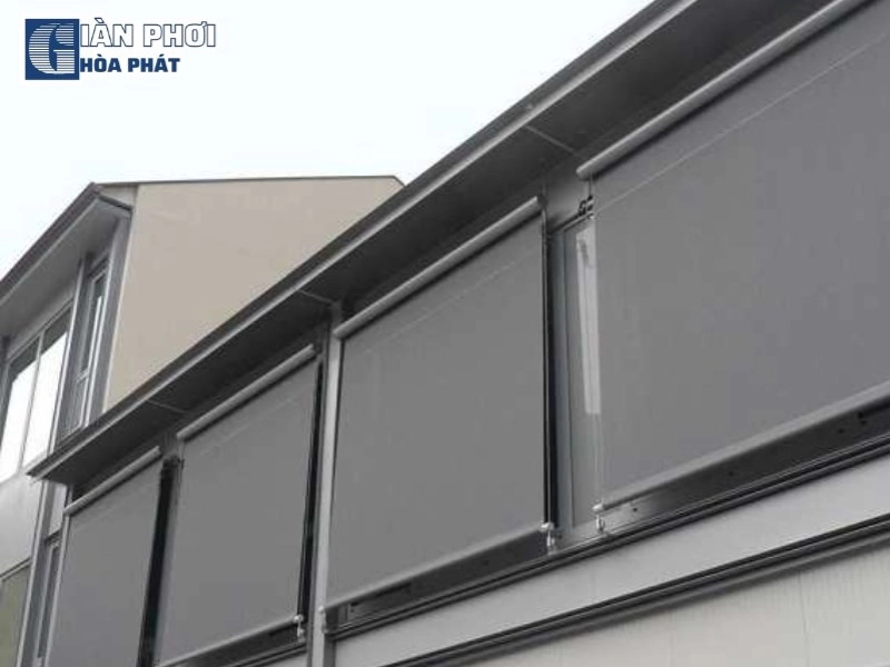 rèm che nắng ban công chung cư
