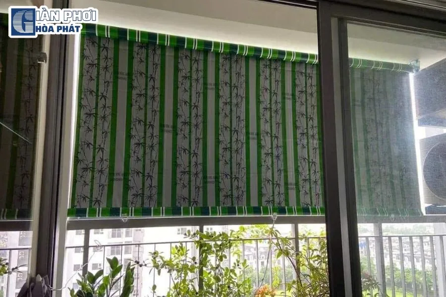 bạt tự cuốn ban công bạt tự cuốn ban công