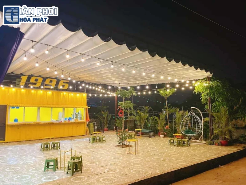 mái bạt xếp quán cafe