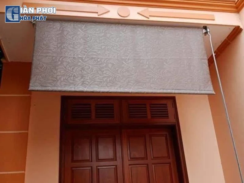 bạt che cửa gỗ bạt che cửa gỗ