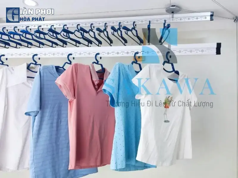 Mẹo phòng ngừa quần áo phơi trong nhà có mùi hôi