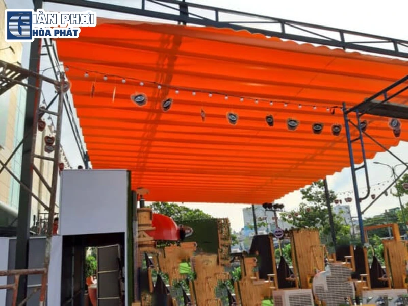 mái bạt xếp quán cafe