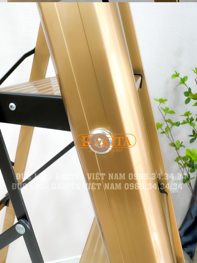 Thang nhôm ghế DAKITA DKT-06GL – Chữ A 1.47m