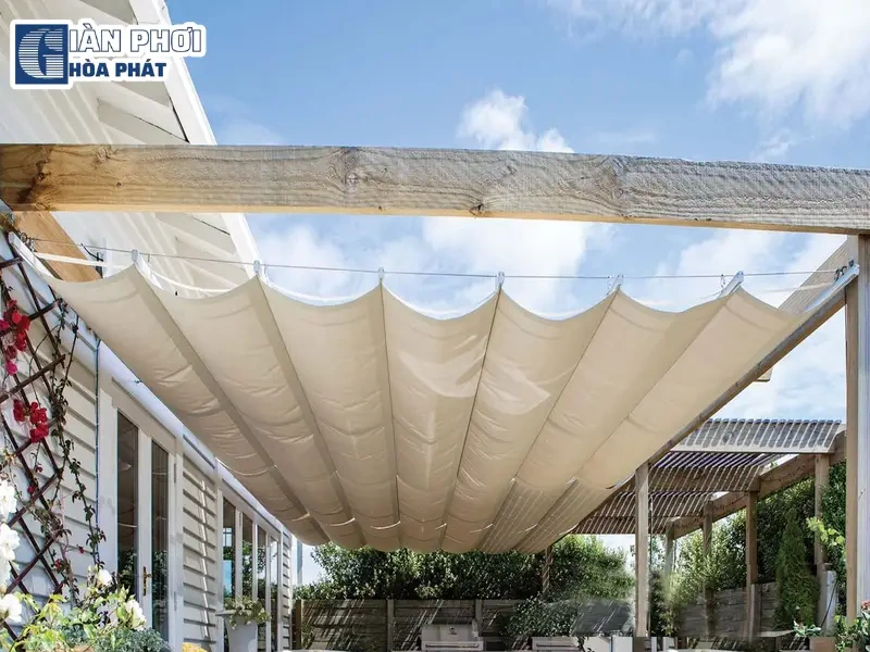 bạt kéo sân thượng