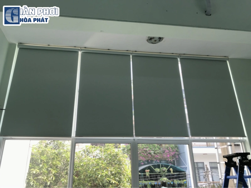 mành che nắng tự cuốn mành che nắng tự cuốn