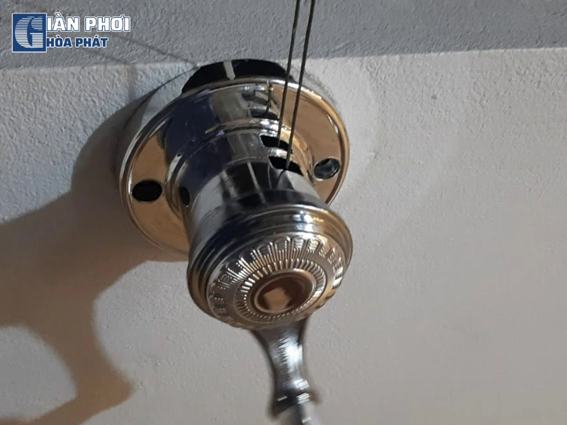 sửa giàn phơi bị kẹt bi sửa giàn phơi bị kẹt bi