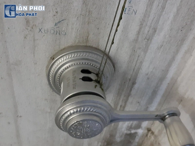sửa giàn phơi bị kẹt bi sửa giàn phơi bị kẹt bi