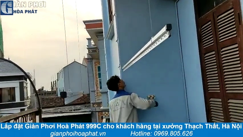 Giải Quyết Tình Trạng “Thất Lạc” Quần Áo Cho Khách Hàng Tại Xưởng Thạch Thất Hà Nội Nhờ Giàn Phơi Hòa Phát 999C