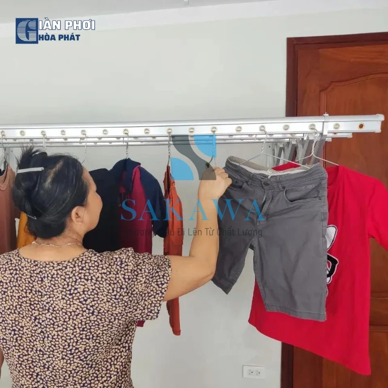 gian-phoi-thong-minh-gan-tuong-keo-ngang-sakawa-sn500-5.webp